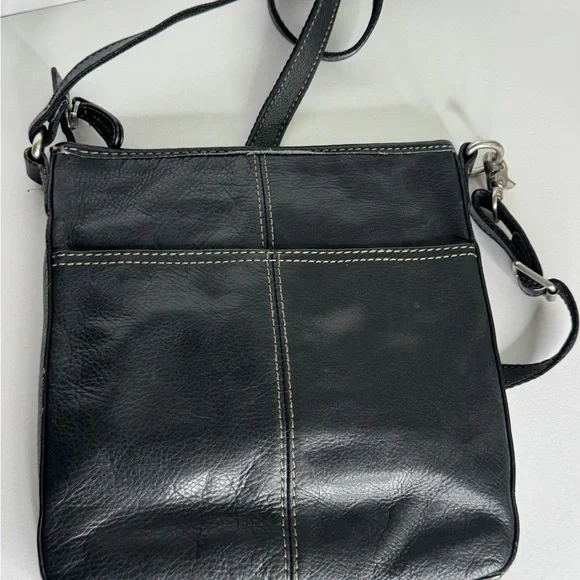 Fossil Black Crossbody Bag with Adjustable Strap and Vintage Leather - Picture 3 of 4